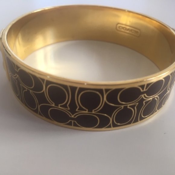 ✨CLOSET CLEAR OUT ✨COACH bangle bracelet - Picture 1 of 3